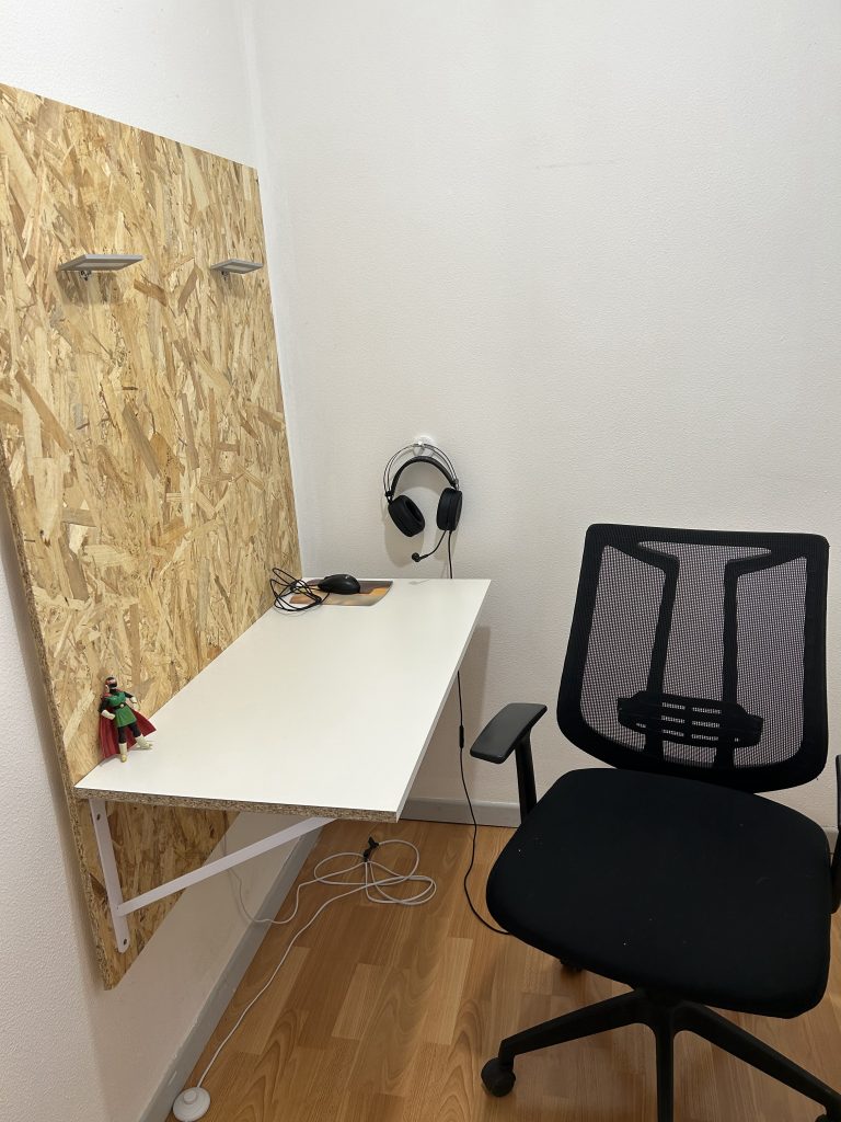 bureau 5